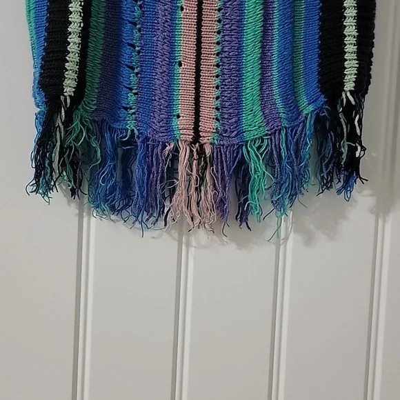 Urban Outfitters Striped Crochet Fringe Tank Sz XS EUC - Picture 2 of 4